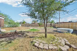 318 S Terry Cir, Tempe, AZ 85281 - Photo 19