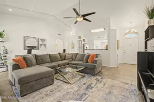 2534 E Wescott Dr, Phoenix, AZ 85050 - Photo 3