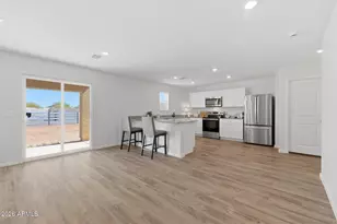 11354 W Cabrillo Dr, Arizona City, AZ 85123 - Photo 9