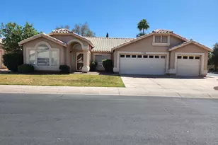 1126 W Grand Caymen Dr, Gilbert, AZ 85233 - Photo 11