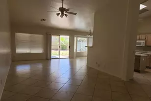 1126 W Grand Caymen Dr, Gilbert, AZ 85233 - Photo 17
