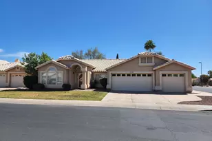 1126 W Grand Caymen Dr, Gilbert, AZ 85233 - Photo 3