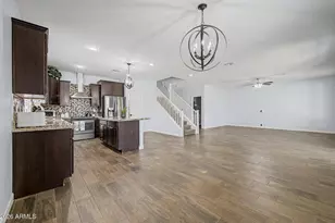 12394 N 69th Ave, Peoria, AZ 85381 - Photo 9