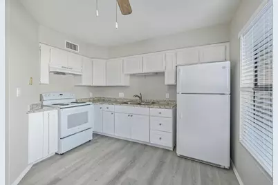 11002 N 15th Avenue #Apt 4, Phoenix, AZ 85029 - Photo 7