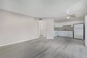 11002 N 15th Ave, Phoenix, AZ 85029 - Photo 1