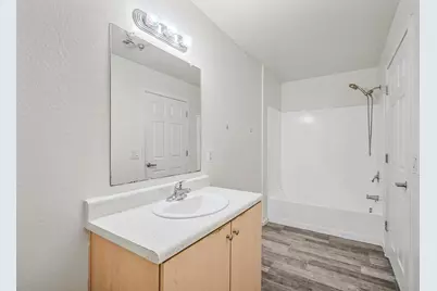 3065 N 67th Avenue #Apt 148, Phoenix, AZ 85033 - Photo 17