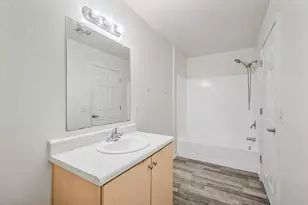 3065 N 67th Ave, Phoenix, AZ 85033 - Photo 17