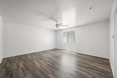 3065 N 67th Avenue #Apt 148, Phoenix, AZ 85033 - Photo 3