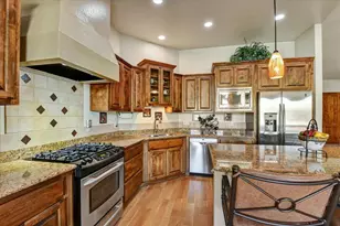 412 E Yearling Rd, Phoenix, AZ 85085 - Photo 33