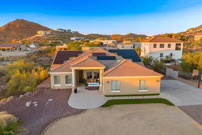 412 E Yearling Road, Phoenix, AZ 85085 - Photo 1