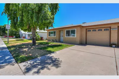 10200 N 95th Drive #A, Peoria, AZ 85345 - Photo 3