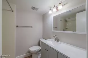 10200 N 95th Dr, Peoria, AZ 85345 - Photo 15