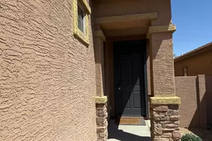 902 E Dee St, Avondale, AZ 85323 - Photo 3