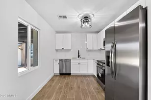 5011 W Flynn Ln, Glendale, AZ 85301 - Photo 7