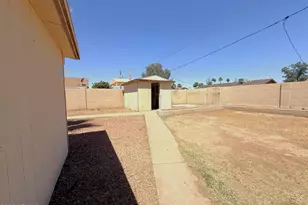 5902 W Highland Ave, Phoenix, AZ 85033 - Photo 17