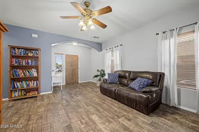 893 W Torrey Pines Boulevard, Casa Grande, AZ 85122 - Photo 5