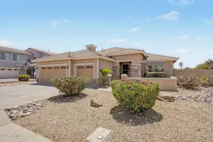 6668 S Garnet Way, Chandler, AZ 85249 - Photo 3