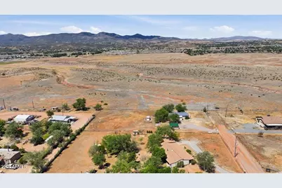 192 N Outback Road, Dewey, AZ 86327 - Photo 21