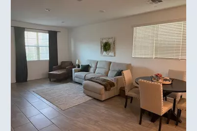 1123 E Newland Drive, Chandler, AZ 85286 - Photo 5