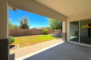 2557 E Orleans Dr, Gilbert, AZ 85298 - Photo 31
