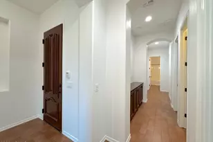 2557 E Orleans Dr, Gilbert, AZ 85298 - Photo 17