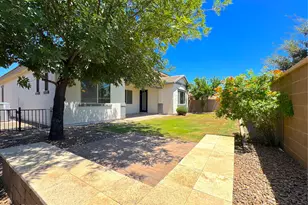 2557 E Orleans Dr, Gilbert, AZ 85298 - Photo 33