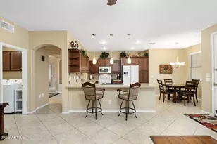 17819 W Club Vista Dr, Surprise, AZ 85374 - Photo 5