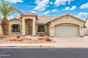 17819 W Club Vista Dr, Surprise, AZ 85374 - Photo 1