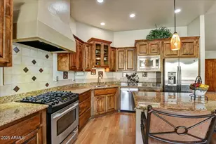 412 E Yearling Rd, Phoenix, AZ 85085 - Photo 13