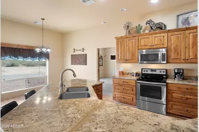 51921 N 461 Avenue, Wickenburg, AZ 85390 - Photo 11