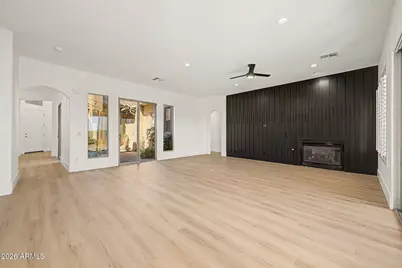 2009 W Gloria Lane, Phoenix, AZ 85085 - Photo 9