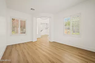 2009 W Gloria Ln, Phoenix, AZ 85085 - Photo 7