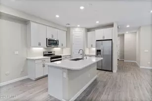 5844 E Covey Ln, Phoenix, AZ 85054 - Photo 7