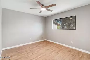 11643 S Iroquois Dr, Phoenix, AZ 85044 - Photo 15