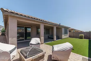 15847 W Shaw Butte Dr, Surprise, AZ 85379 - Photo 21