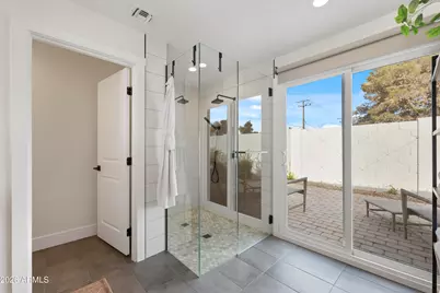 4244 N 35th Place, Phoenix, AZ 85018 - Photo 19