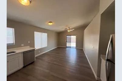8647 W Mariposa Drive, Phoenix, AZ 85037 - Photo 5
