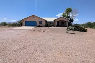 9090 S Tequila Sunrise Rd, Hereford, AZ 85615 - Photo 3