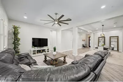10628 E Stearn Avenue, Mesa, AZ 85212 - Photo 9
