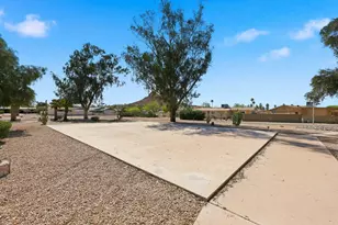2331 E Betty Elyse Ln, Phoenix, AZ 85022 - Photo 29