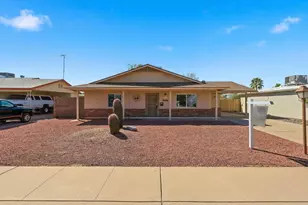 2331 E Betty Elyse Ln, Phoenix, AZ 85022 - Photo 1