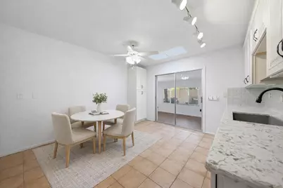2331 E Betty Elyse Lane, Phoenix, AZ 85022 - Photo 9