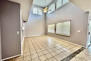 10502 W Edgemont Dr, Avondale, AZ 85392 - Photo 11