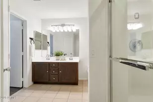 1740 E Francisco Dr, Phoenix, AZ 85042 - Photo 25