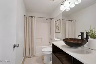 1740 E Francisco Dr, Phoenix, AZ 85042 - Photo 31