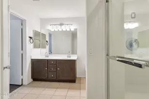 1740 E Francisco Dr, Phoenix, AZ 85042 - Photo 27