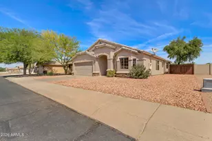 1740 E Francisco Dr, Phoenix, AZ 85042 - Photo 7