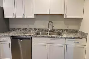 807 E Amelia Ave, Phoenix, AZ 85014 - Photo 9