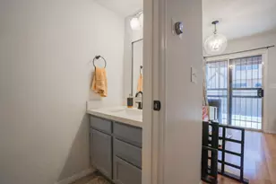 8111 W Wacker Rd, Peoria, AZ 85381 - Photo 11