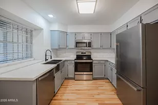 8111 W Wacker Rd, Peoria, AZ 85381 - Photo 11